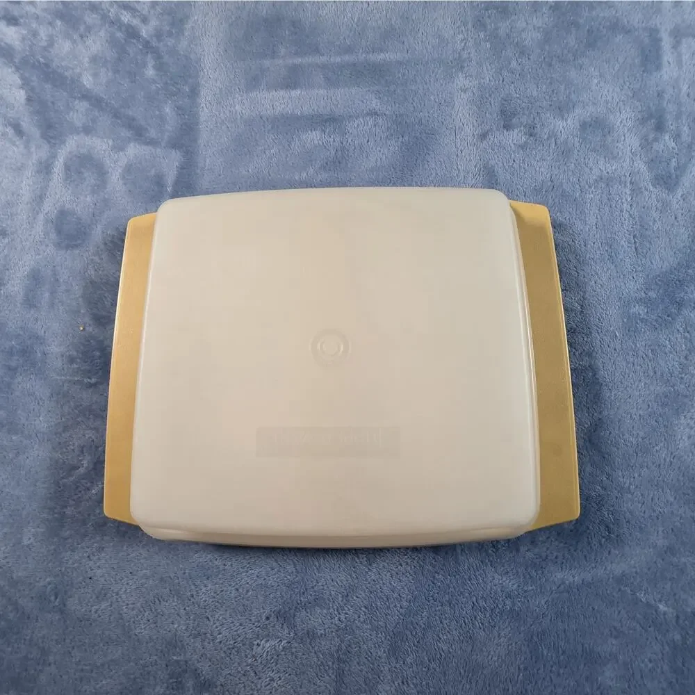 Vintage Tupperware Deviled Egg Carrier Harvest Gold 723-3 Complete 4 Piece Set